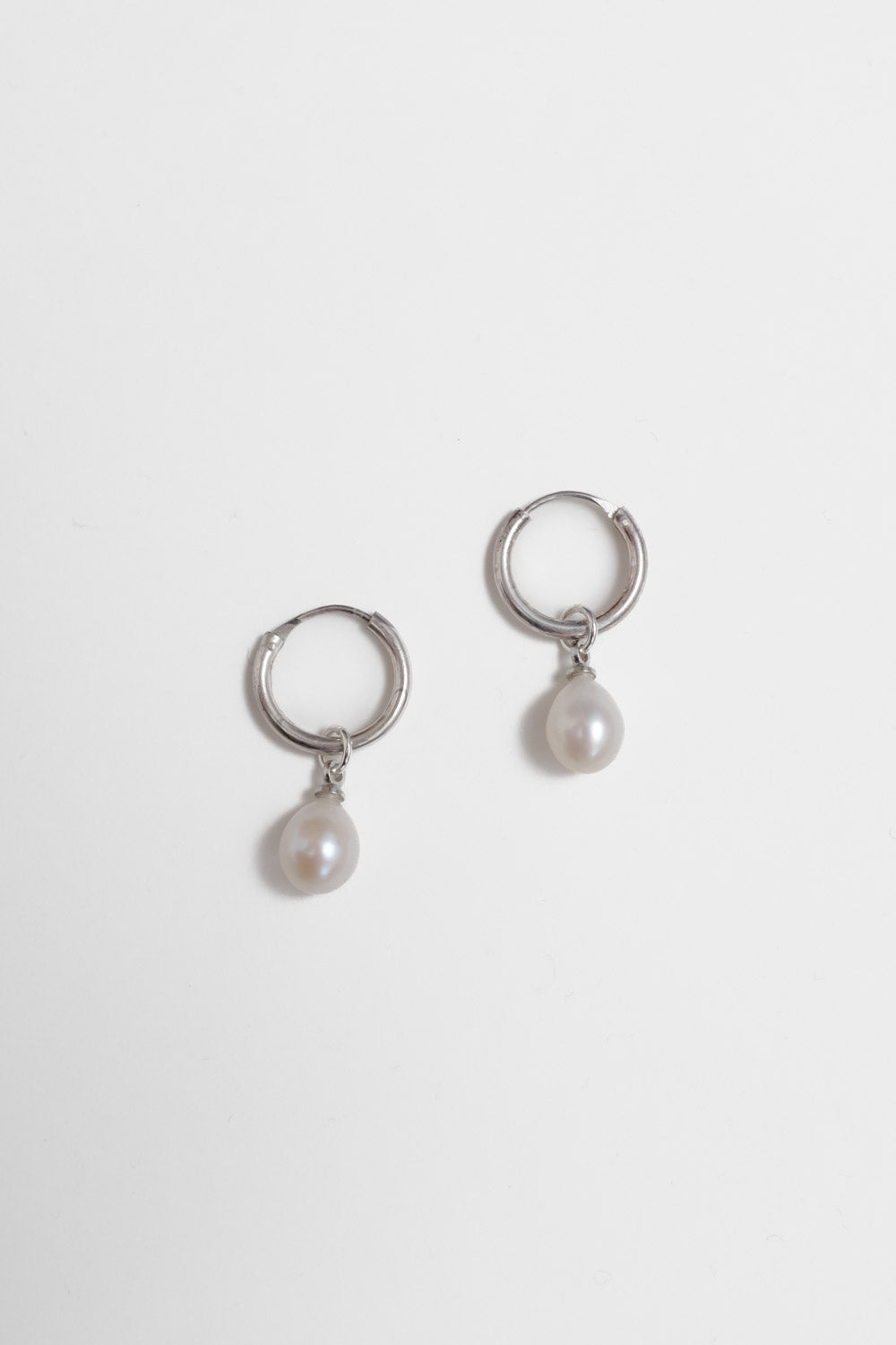 SMALL SILVER 925 HOOPS WITH VINTAGE PEARLS