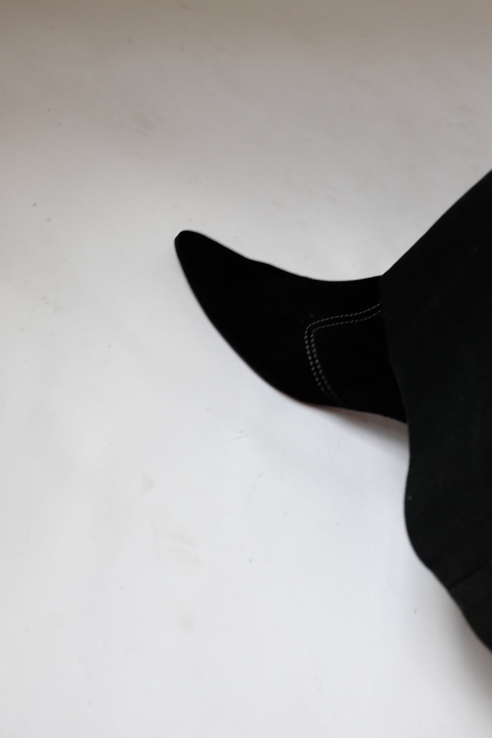 0065_TODS 39 BLACK SUEDE STILETTO BOOTS