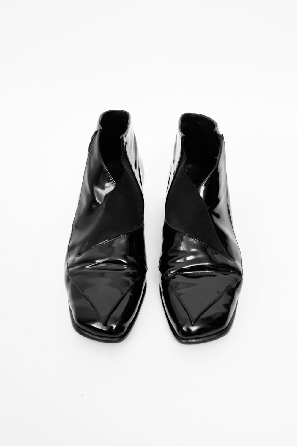 SPECIAL VINTAGE ITALY BLACK 39 PATENT LEATHER BOOTS