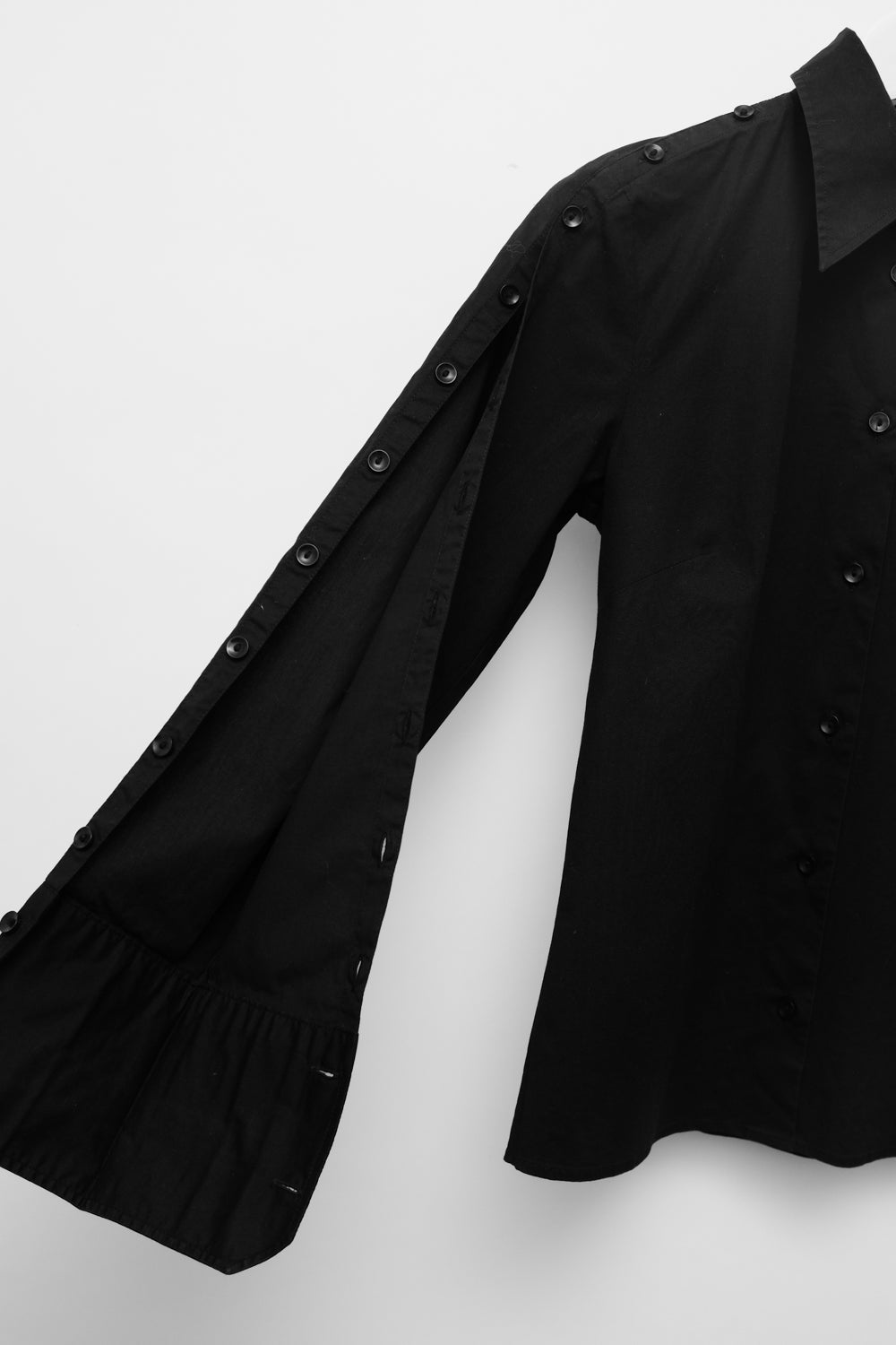 BLACK COTTON BUTTONED ARM SHIRT