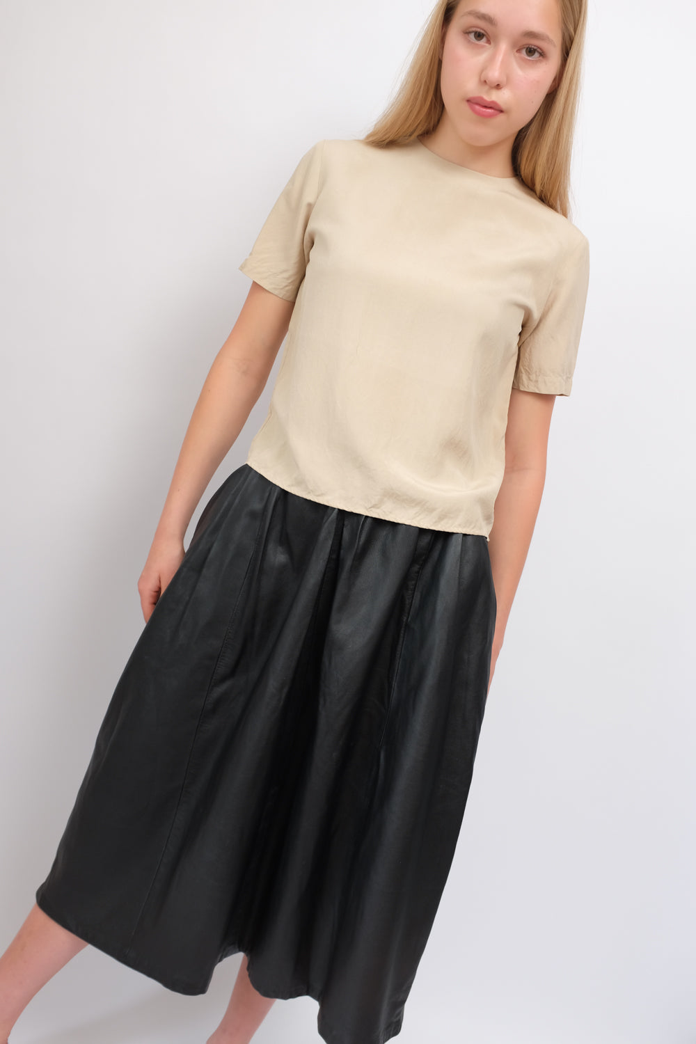 LEATHER HIGH WAIST BLACK PLEATED SKIRT