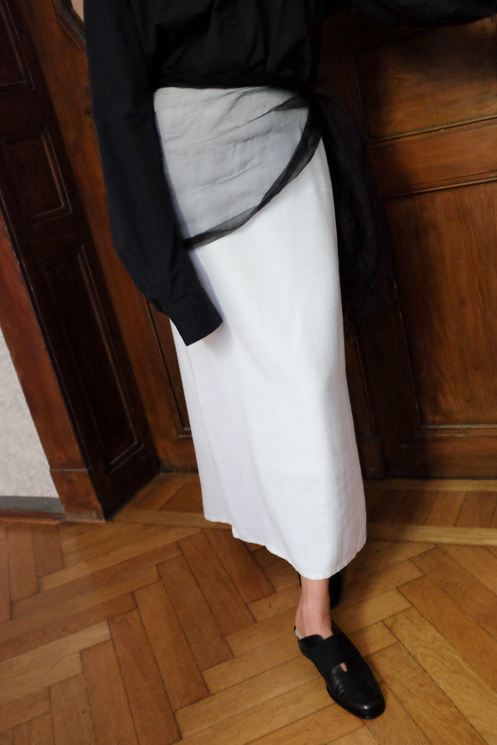 LUCID BLACK VINTAGE BELT SCARF