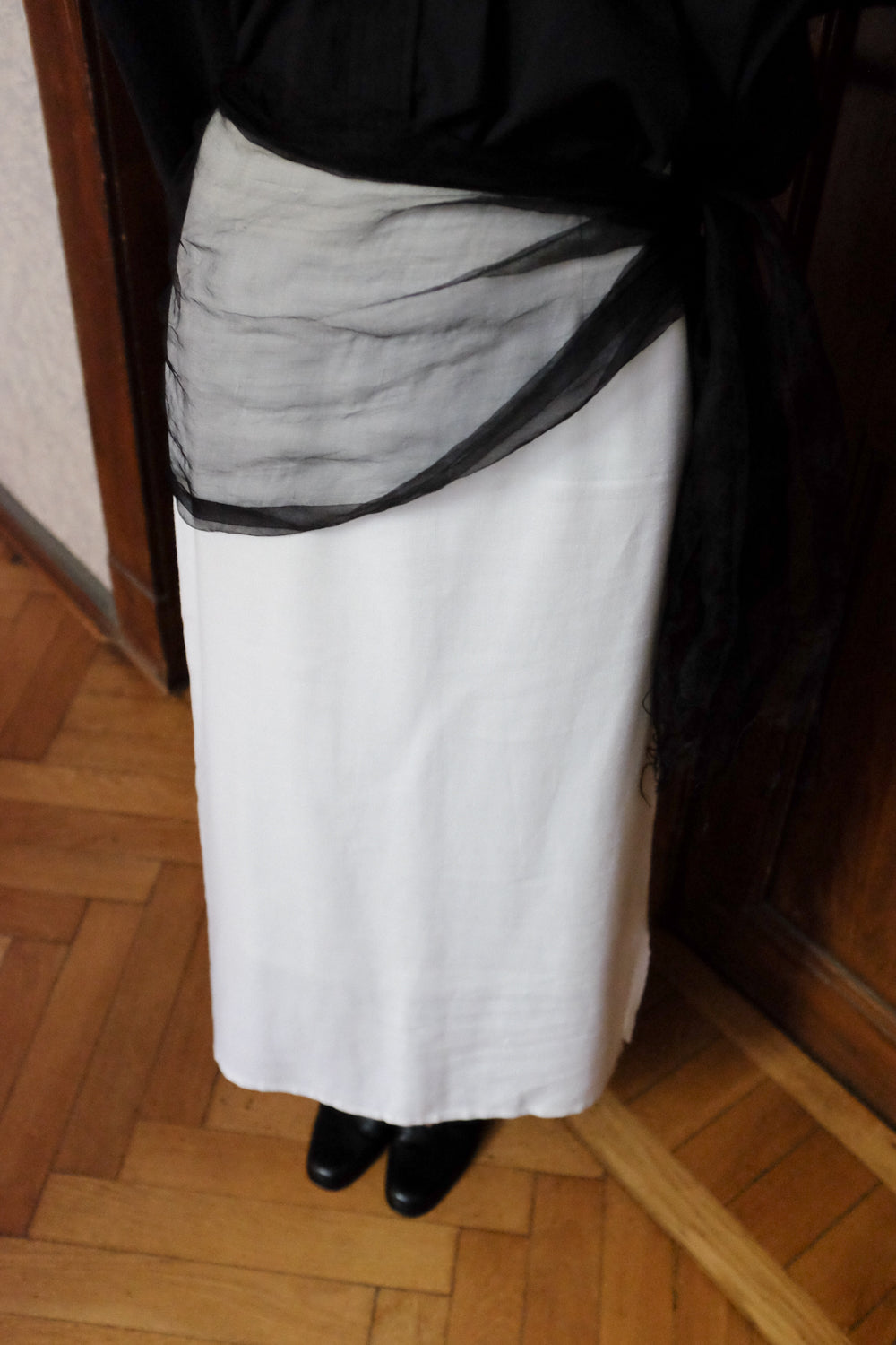 LUCID BLACK VINTAGE BELT SCARF