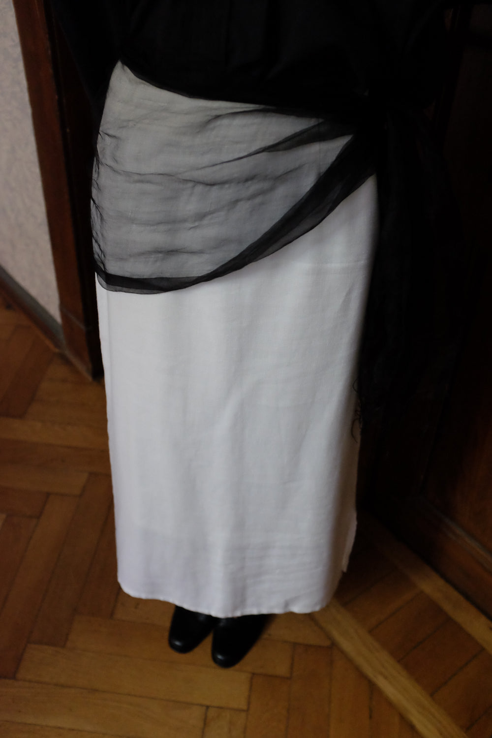 LONG WHITE VINTAGE MAXI LINEN SKIRT