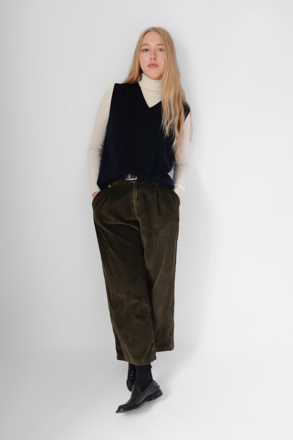 PURE CASHMERE NIGHTBLUE VEST TOP