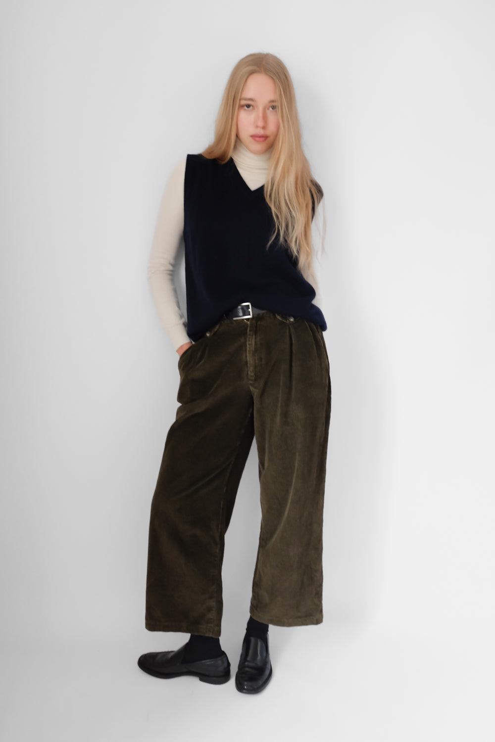 PURE CASHMERE NIGHTBLUE VEST TOP