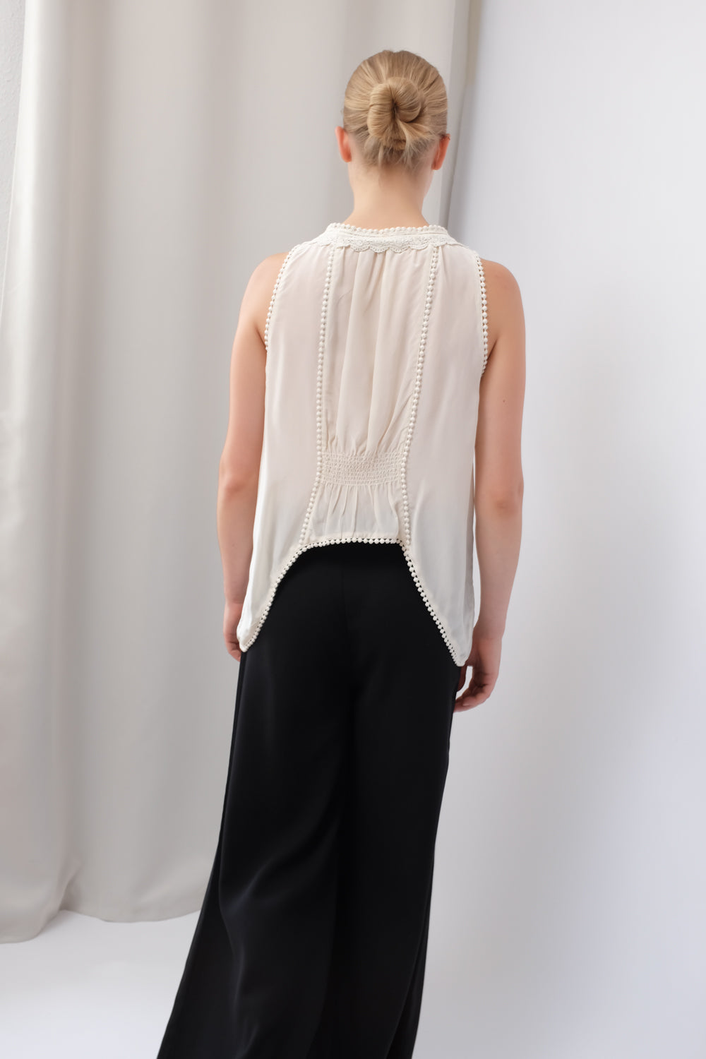 PURE SILK VISCOSE LACE CREAM VEST TOP