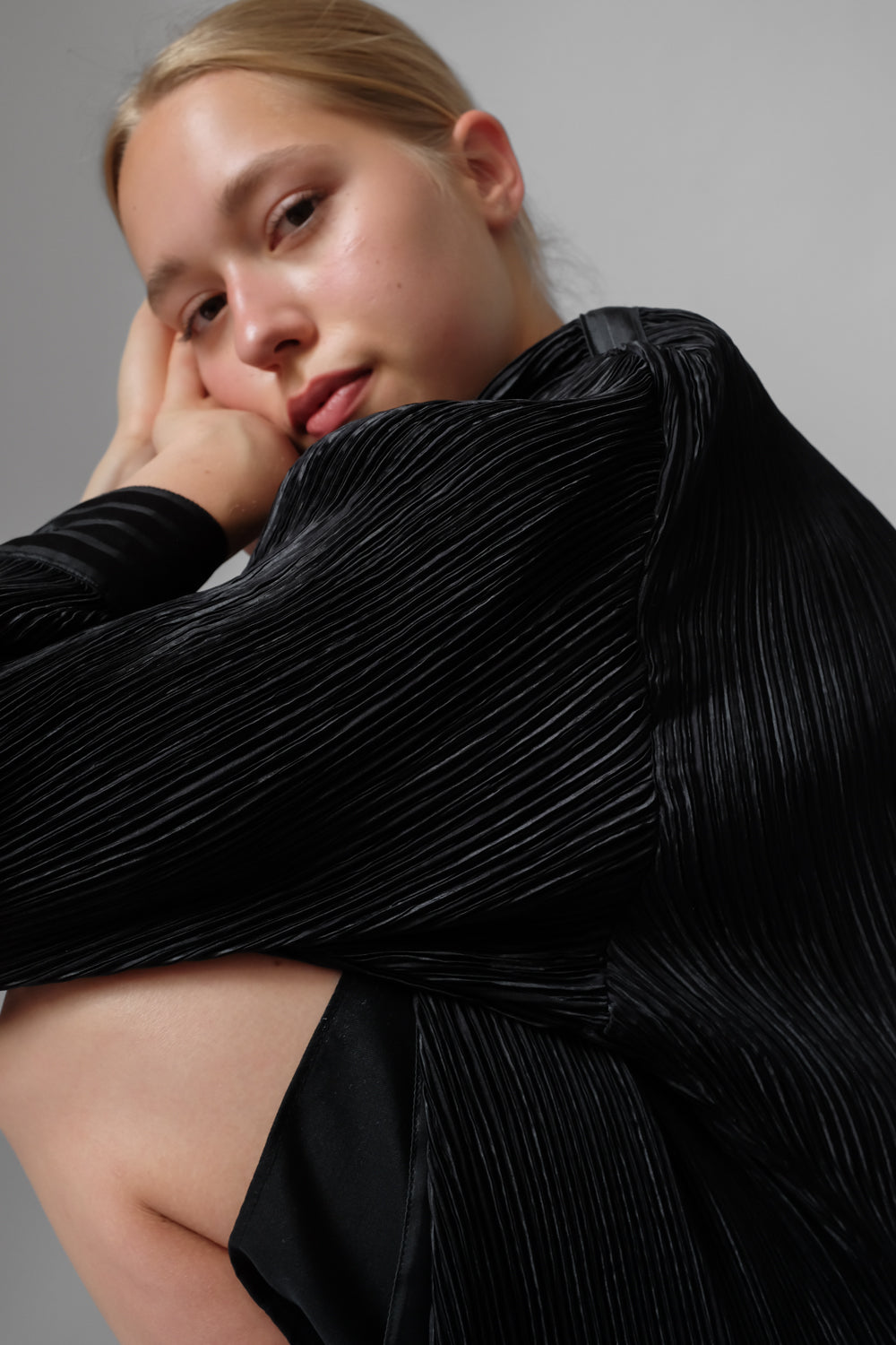PLEATS VINTAGE BLACK SHIRT JACKET