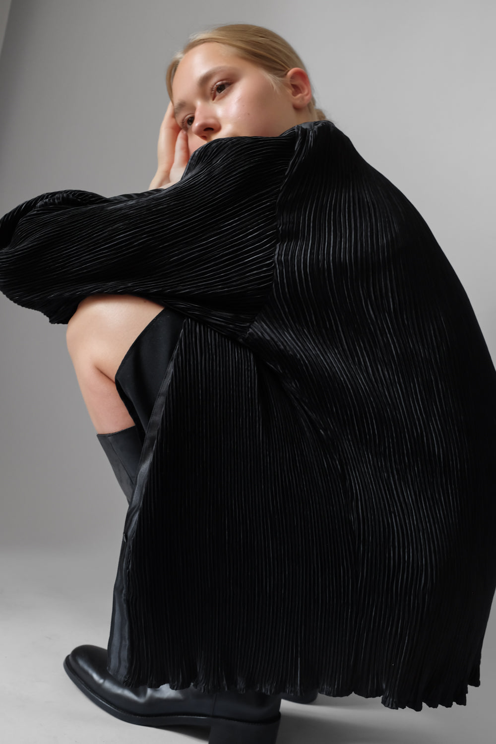 PLEATS VINTAGE BLACK SHIRT JACKET