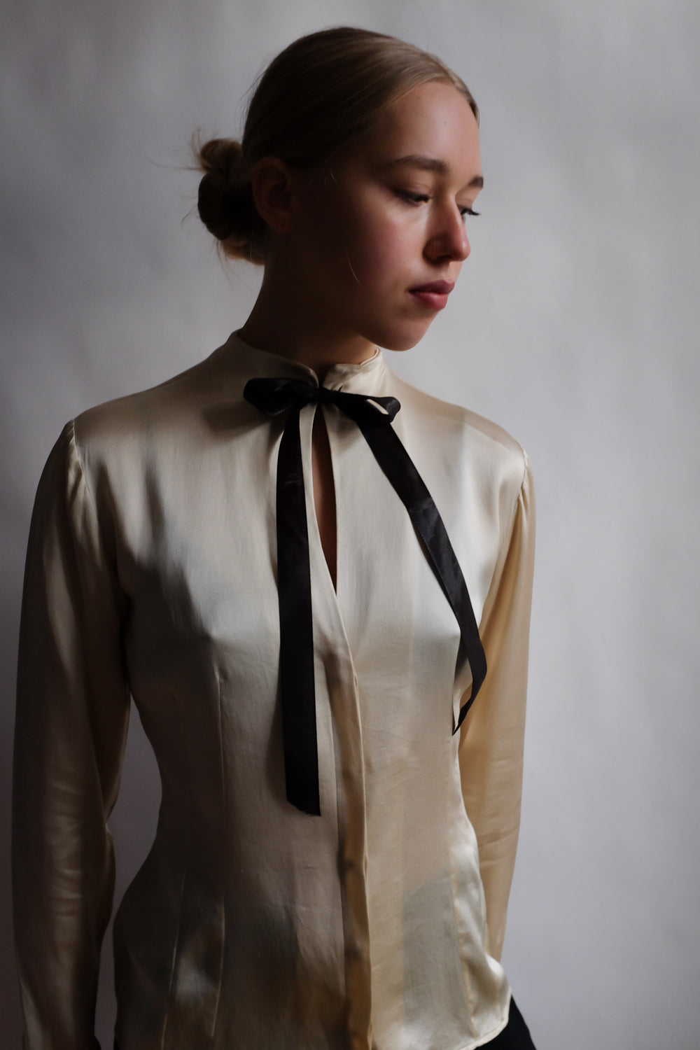 PURE SILK SATIN CREAM TIE MANI ITALY BLOUSE