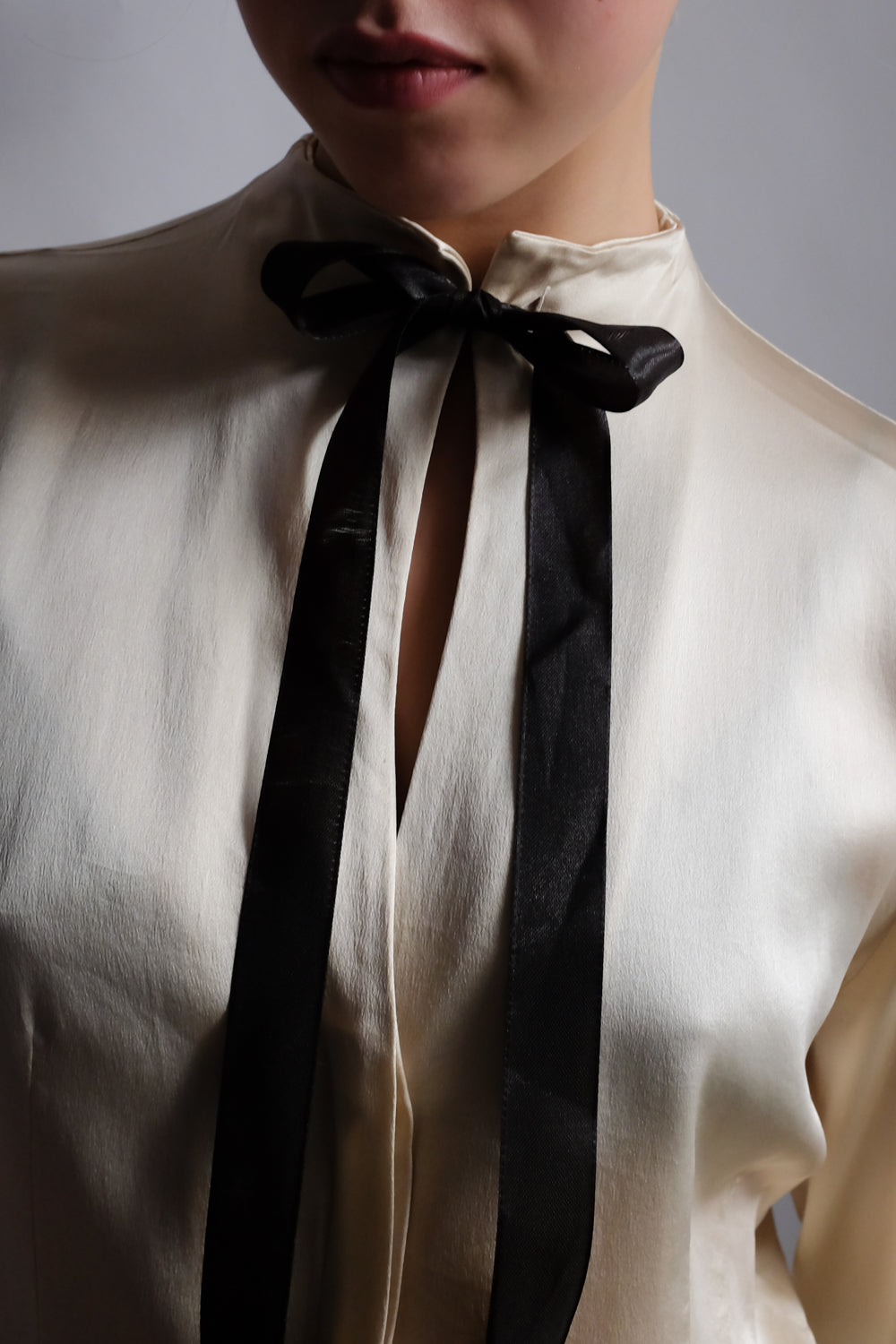 PURE SILK SATIN CREAM TIE MANI ITALY BLOUSE