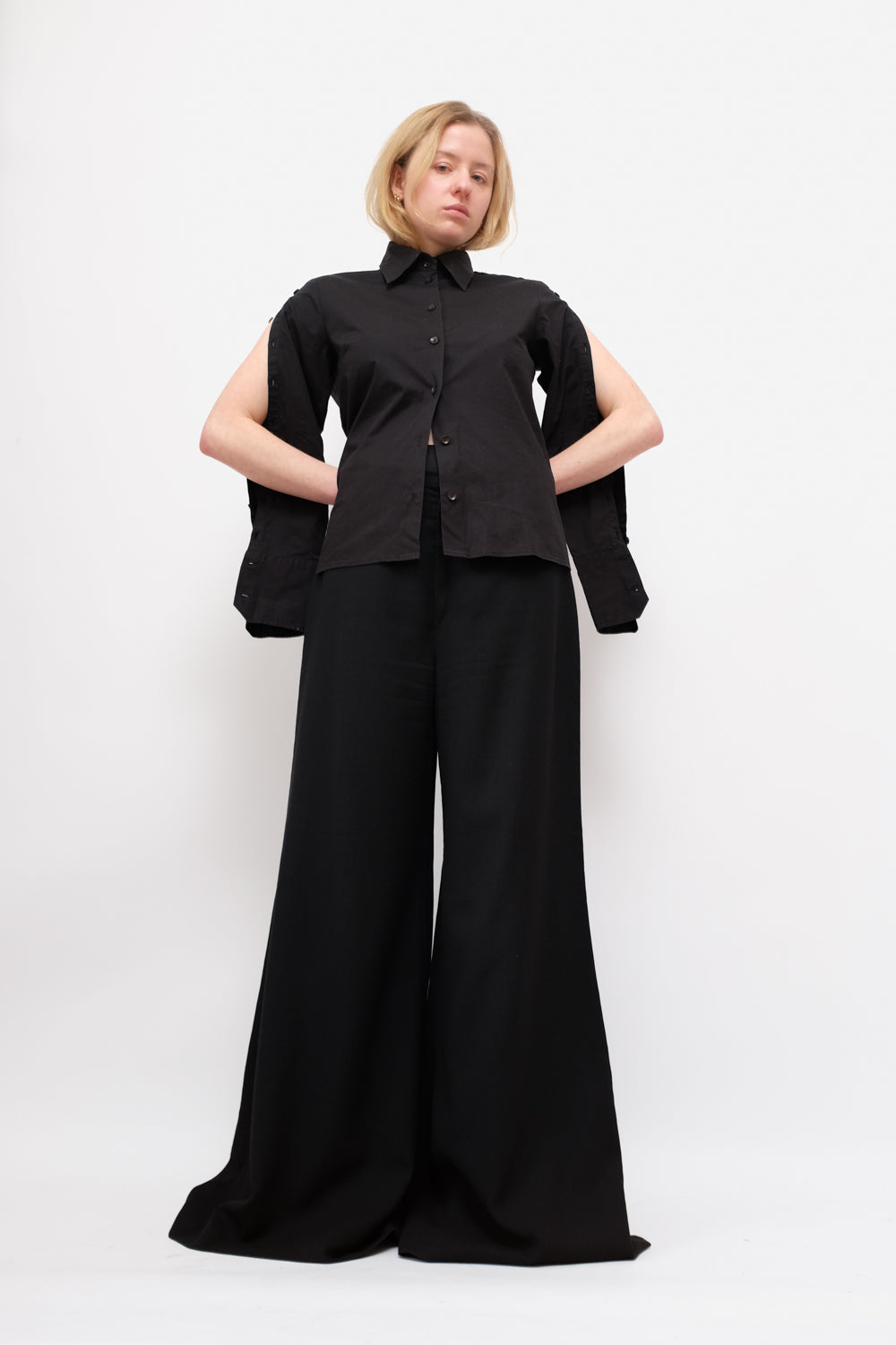 BLACK COTTON BUTTONED ARM SHIRT