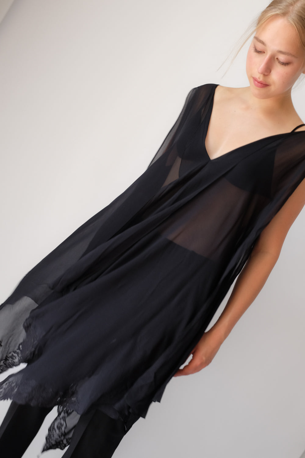 LA PERLA PURE SILK VINTAGE ITALY LACE DRESS