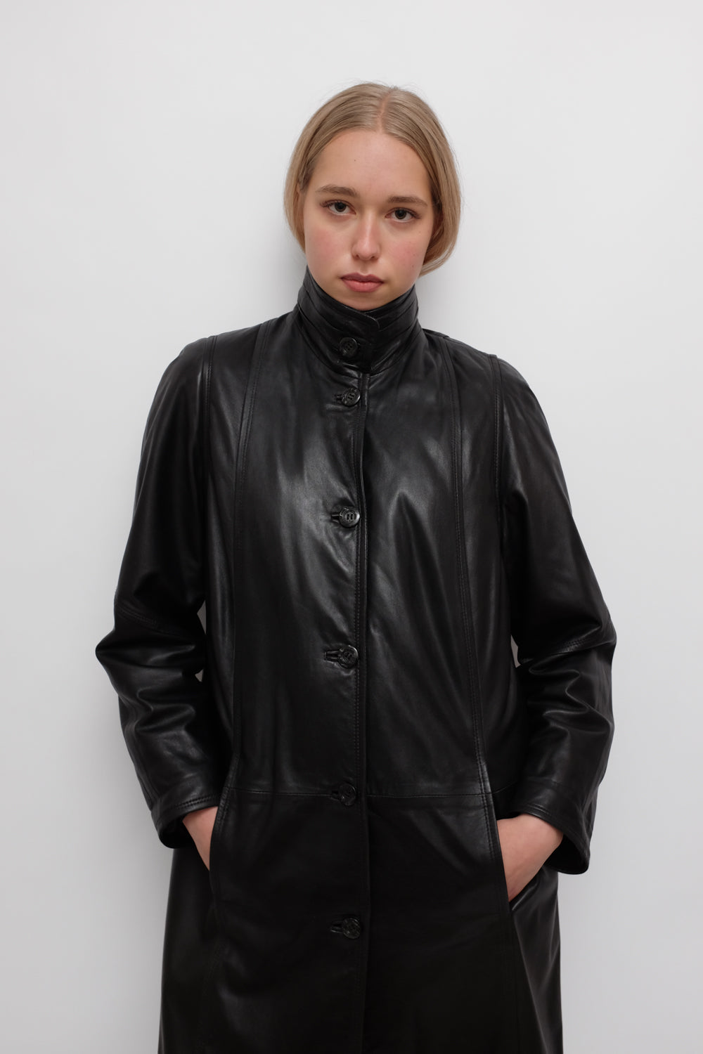 VINTAGE WARM BLACK LEATHER COAT