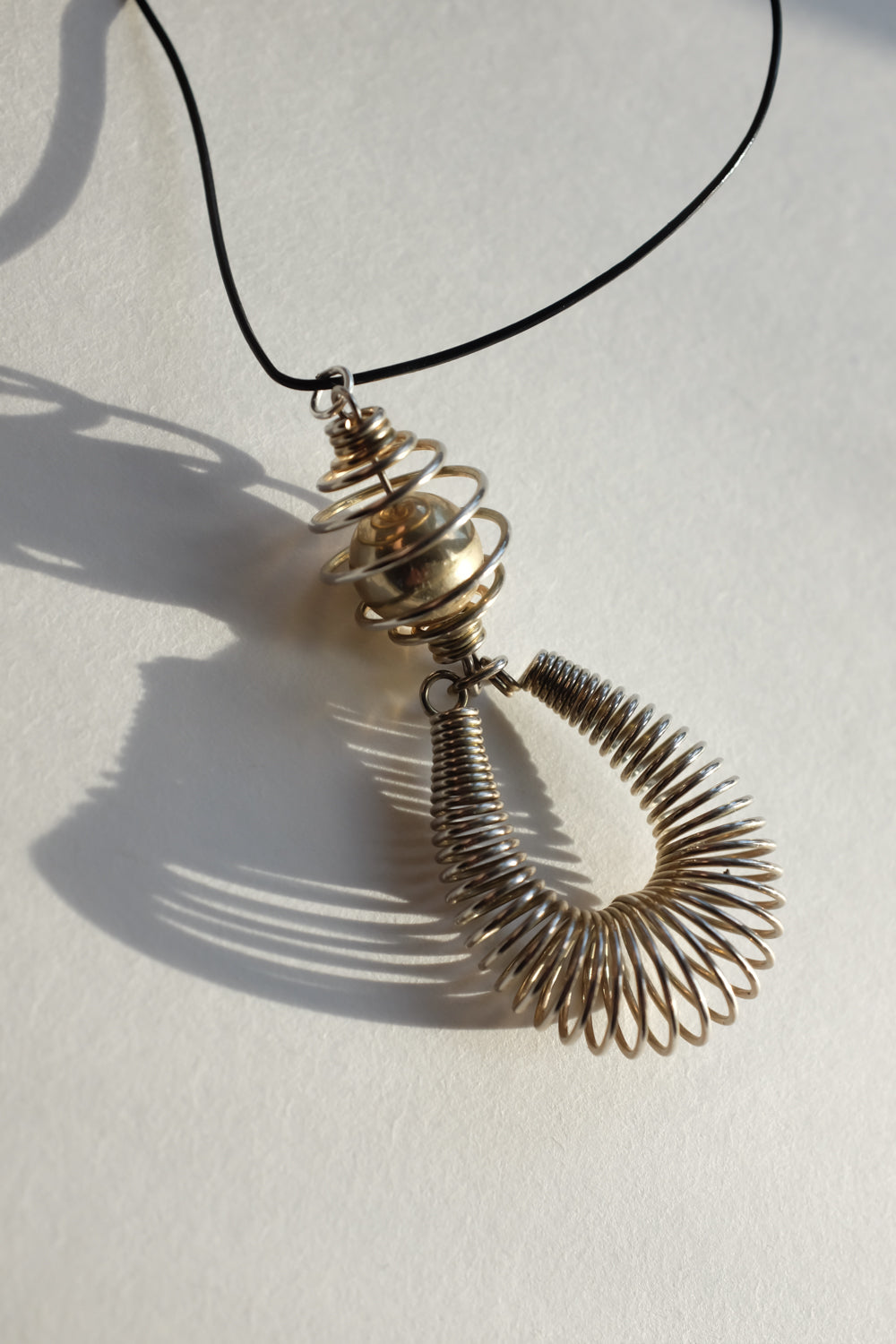 VINTAGE LEATHER NECKLACE WITH BOLD PENDANT