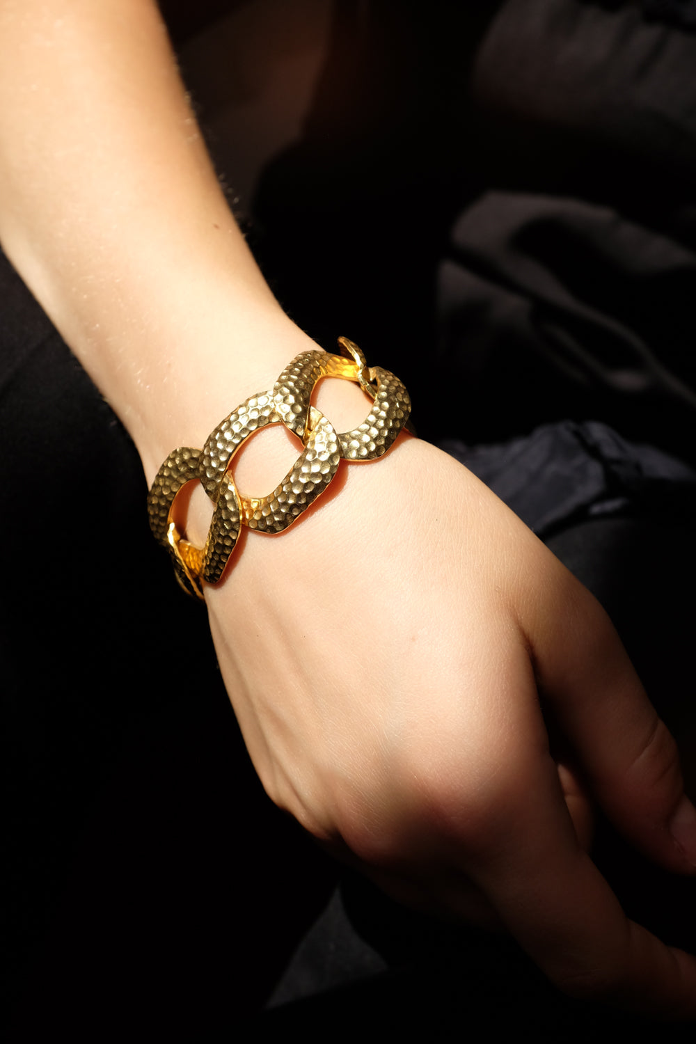 VINTAGE BOLD GOLD CHAIN BRACELET