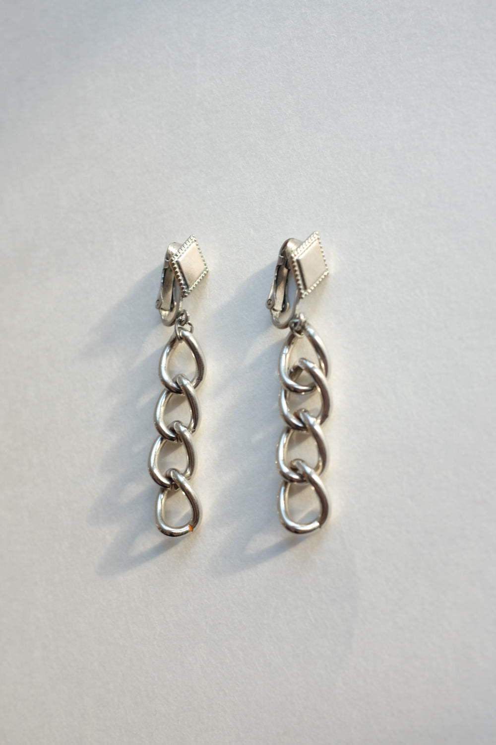 VINTAGE BOLD SILVER CHAIN EARRINGS