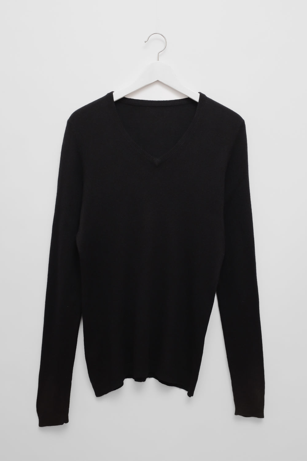 PURE CASHMERE SILK V-NECK BLACK KNIT