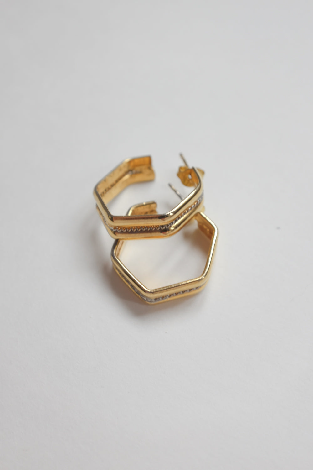 VINTAGE BOLD GOLD SILVER HOOPS