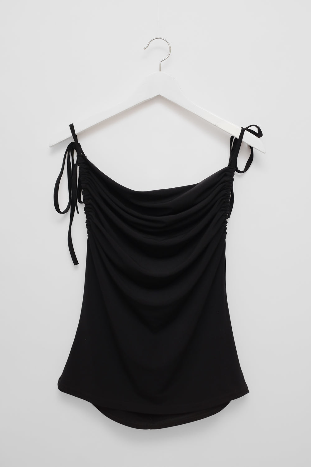BLACK RUFFLES VINTAGE TOP