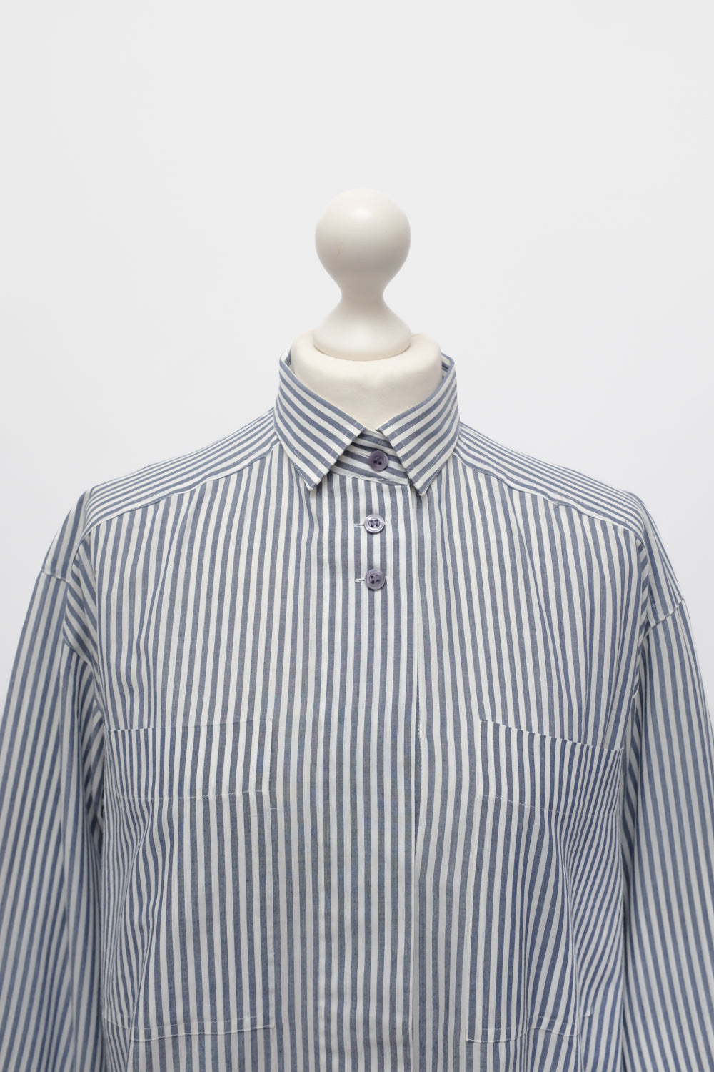 NAVY STRIPED OVERSIZE SHIRT