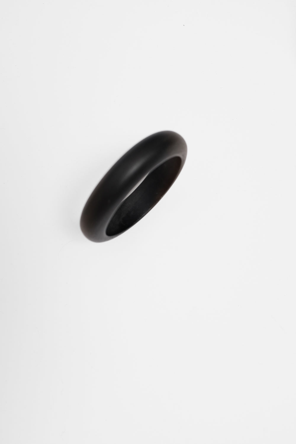 VINTAGE WOOD BLACK BOLD BRACELET