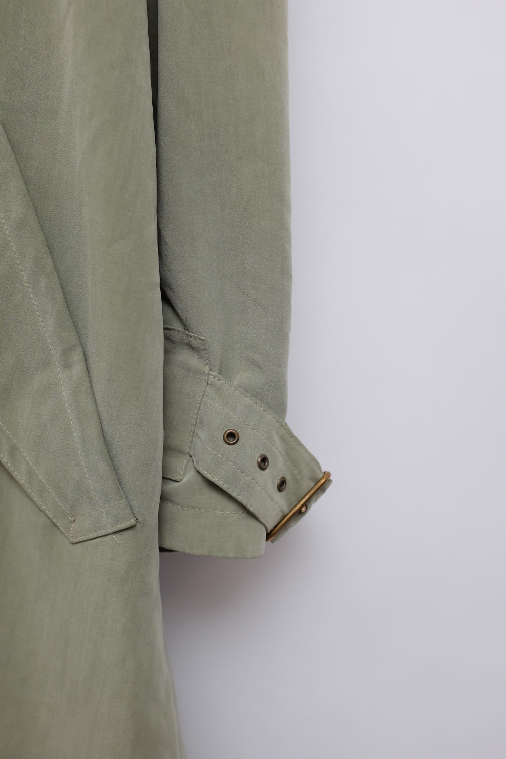 MINT VINTAGE TRENCH COAT
