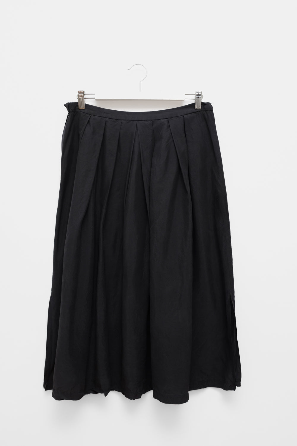 PURE SILK PLEATED SKIRT