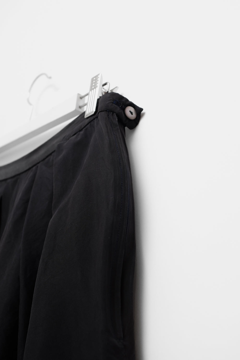 PURE SILK PLEATED SKIRT