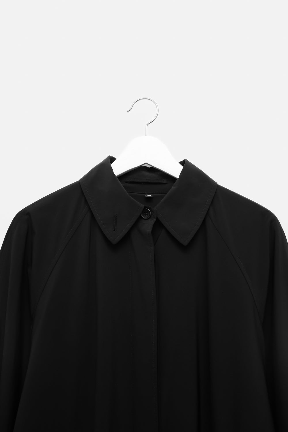 TECHNICAL BLACK RAIN TRENCH COAT