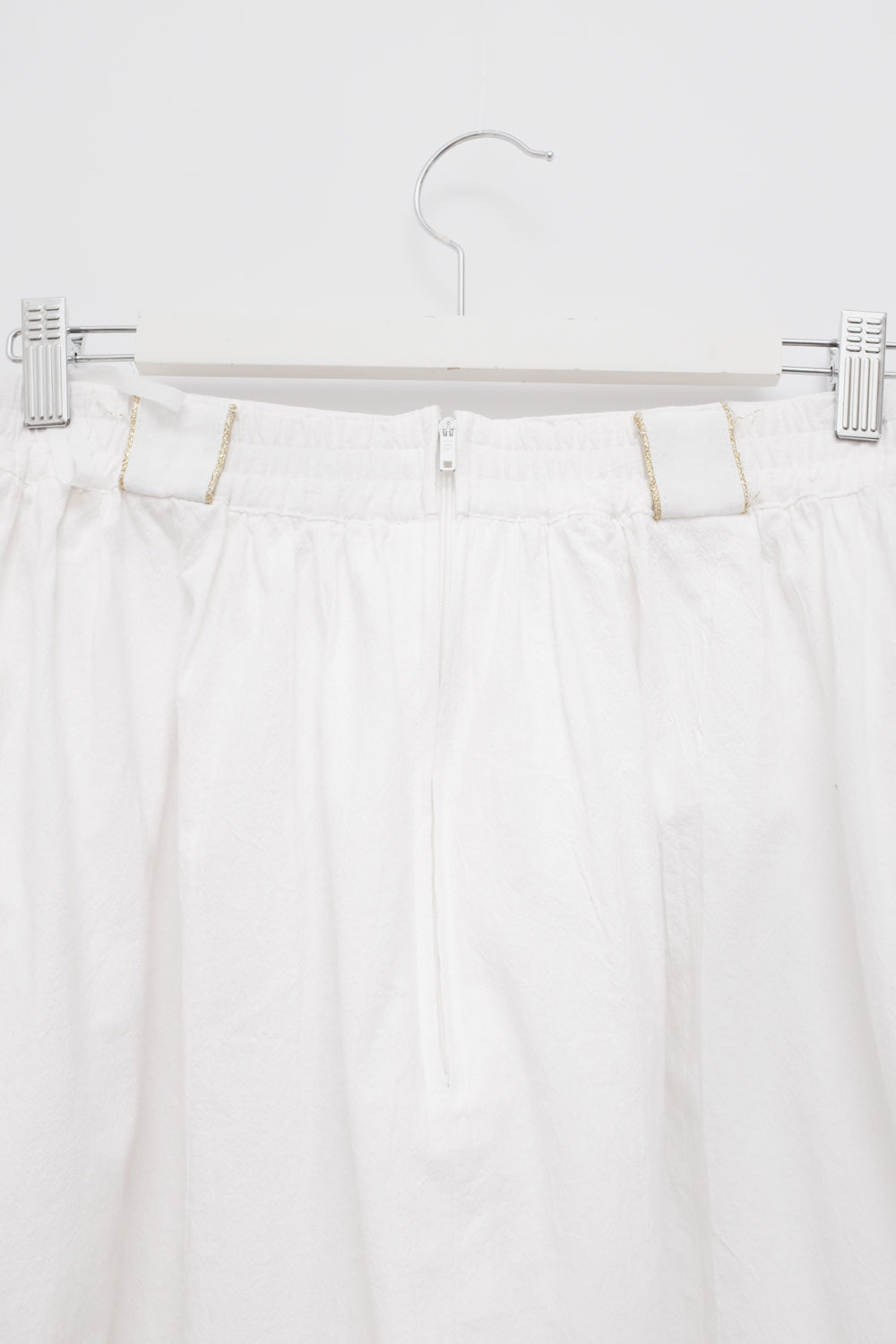 PURE COTTON WHITE PLEATED VINTAGE SKIRT