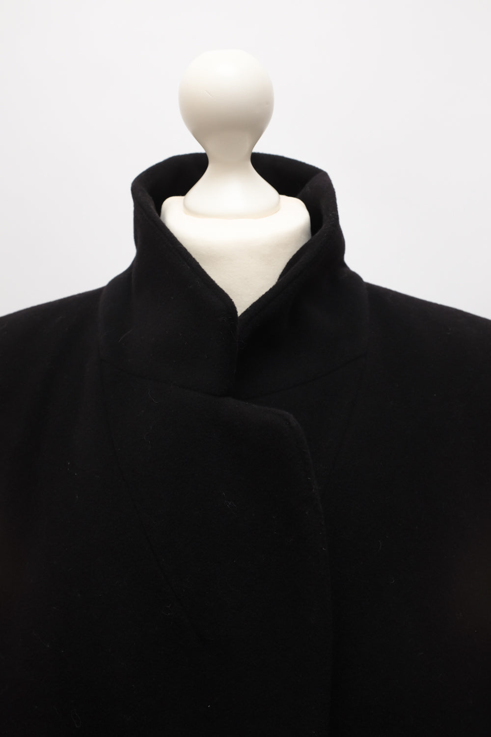 CLASSY BLACK WOOL CASHMERE COAT