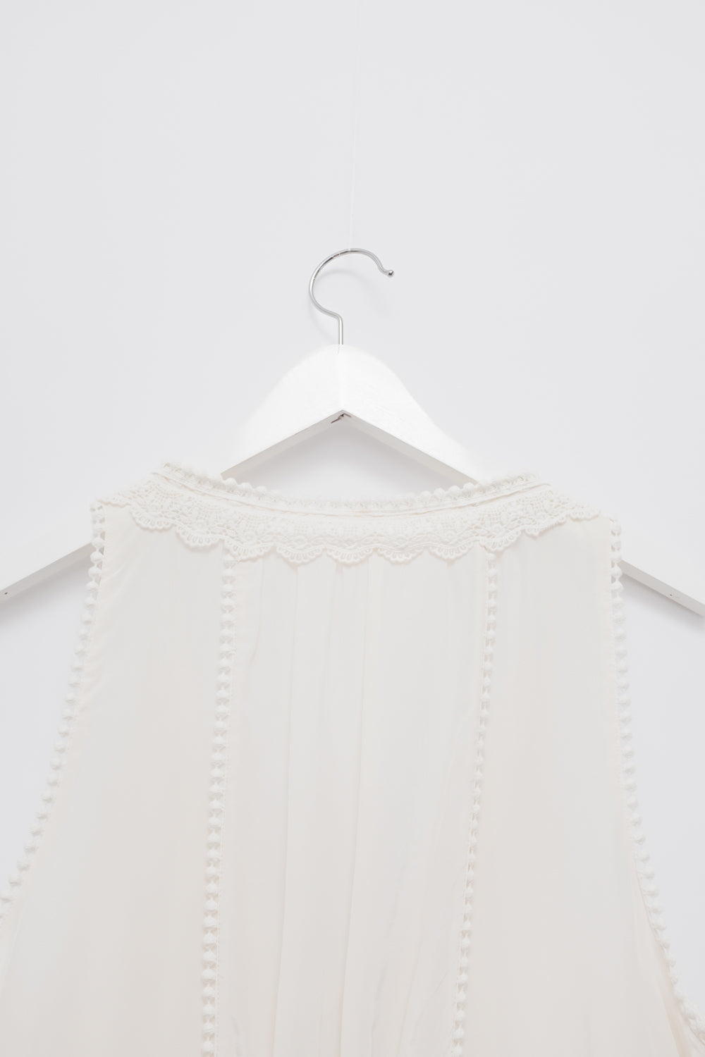 PURE SILK VISCOSE LACE CREAM VEST TOP