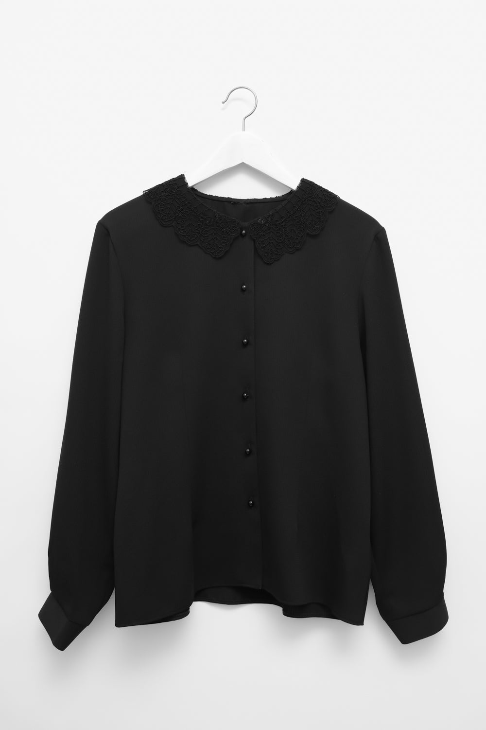 LACE COLLAR BLACK VINTAGE BLOUSE
