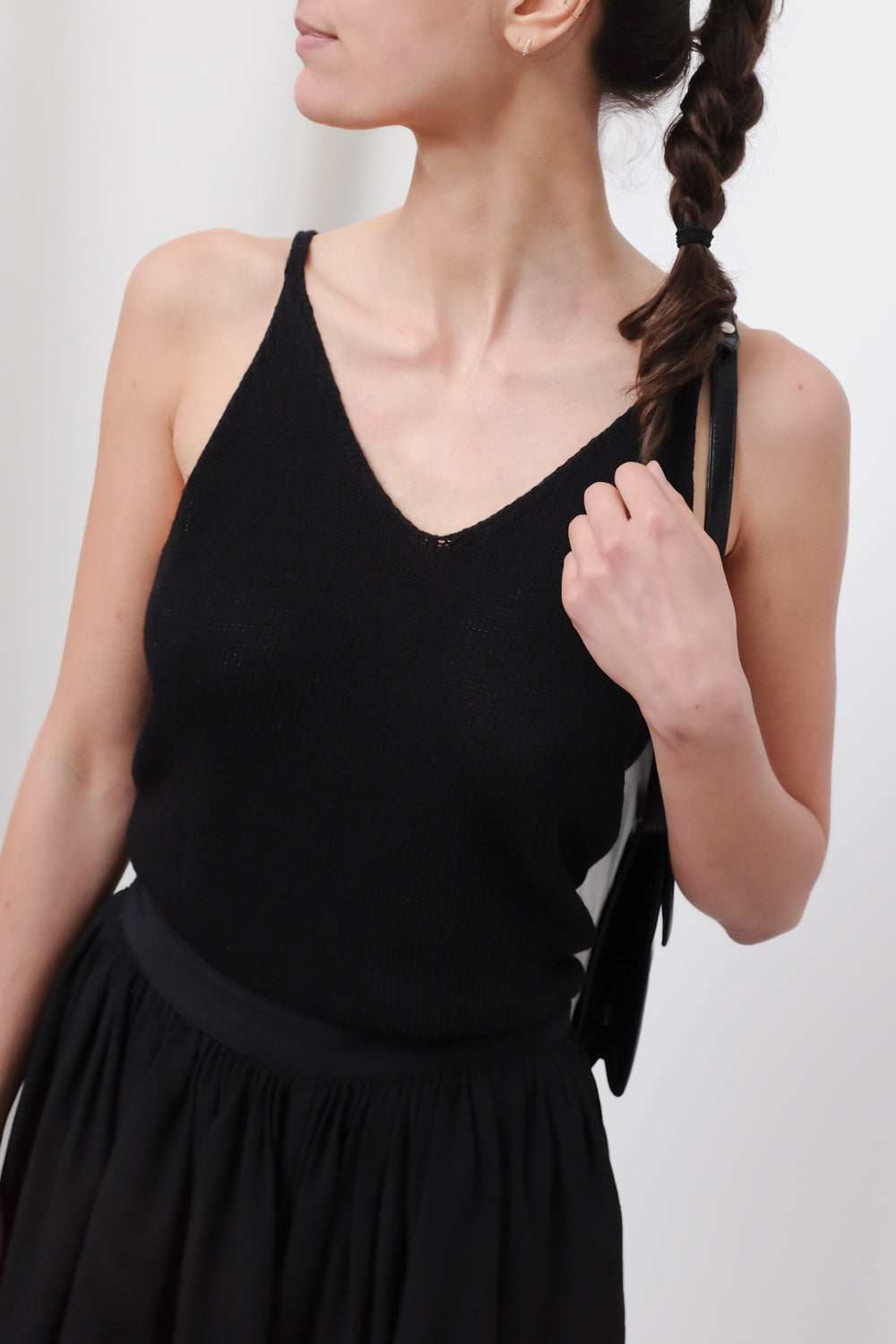 BLACK V KNIT CAMISOLE