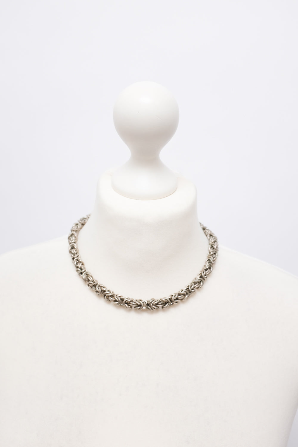 VINTAGE BOLD CHAIN NECKLACE