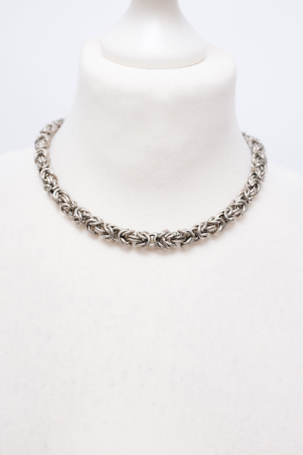 VINTAGE BOLD CHAIN NECKLACE