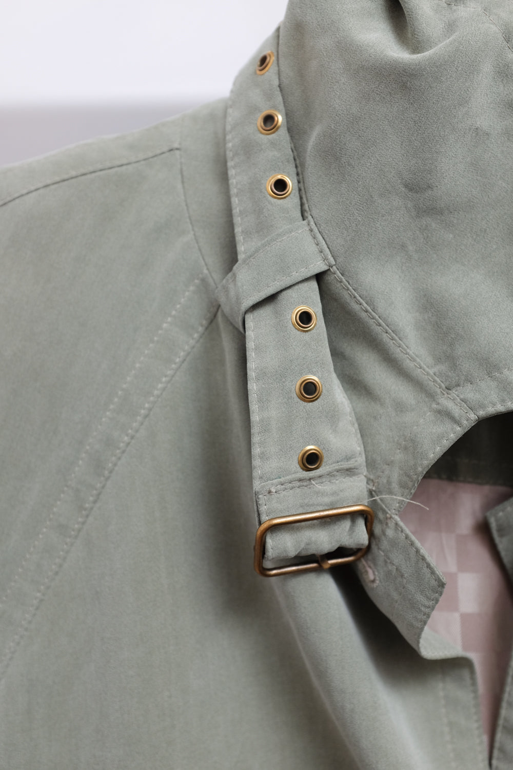MINT VINTAGE TRENCH COAT