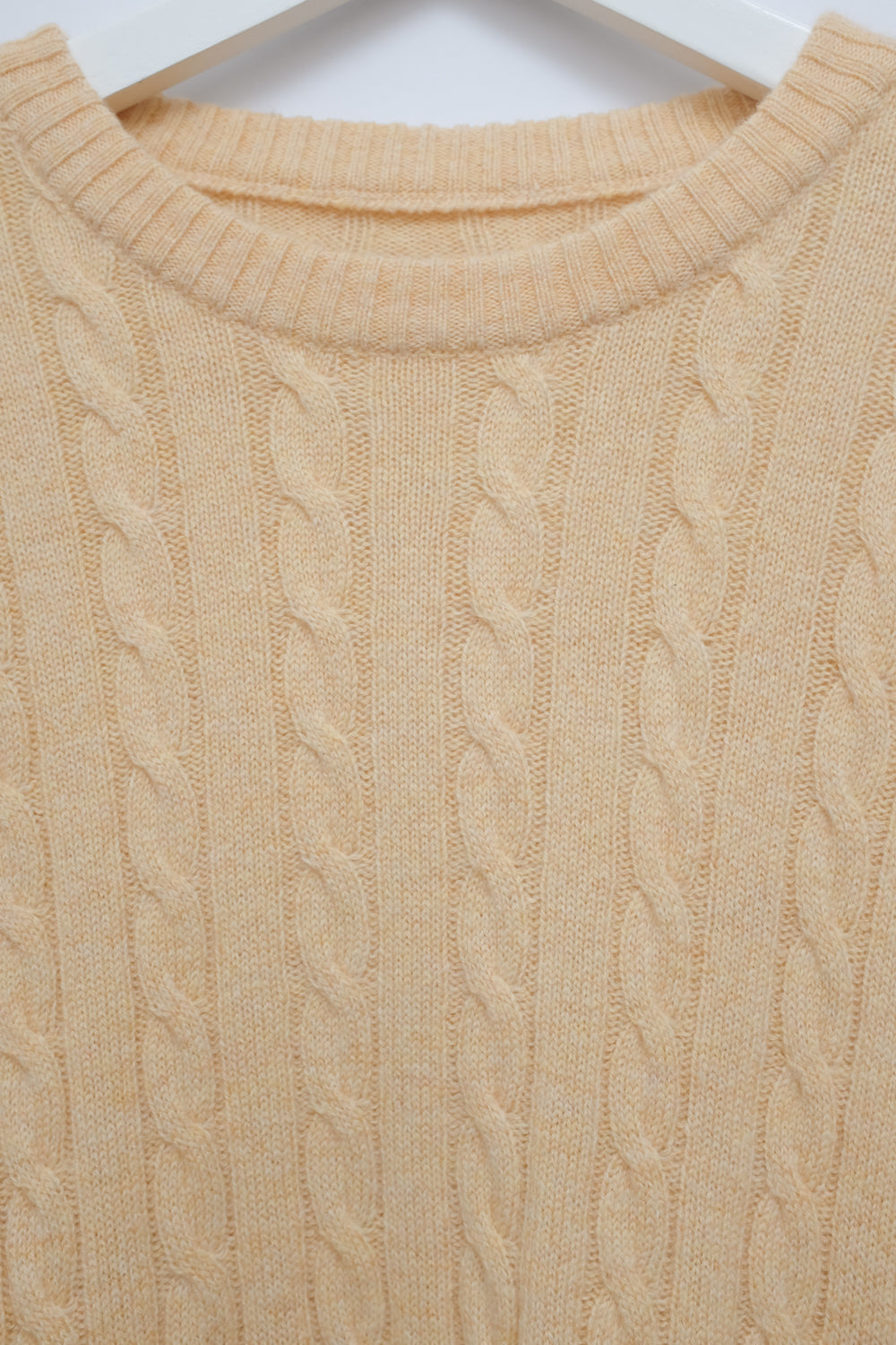 PURE WOOL CABLE KNIT ITALY VINTAGE SWEATER