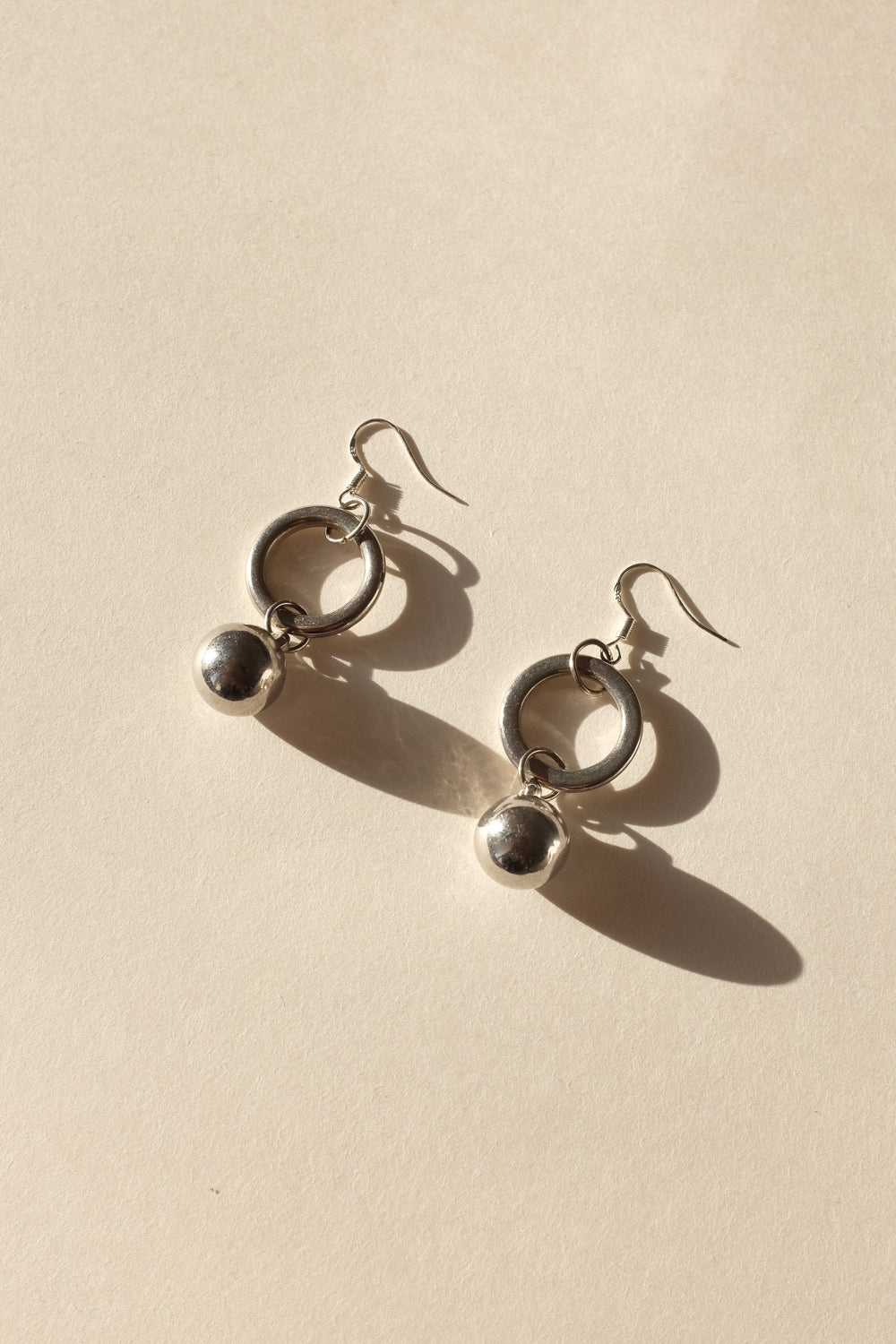 BOLD BALL SILVER VINTAGE EARRINGS