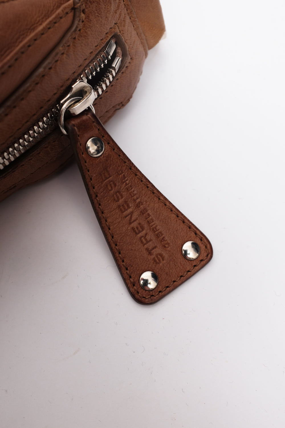 STRENESSE LEATHER BROWN SWING BAG