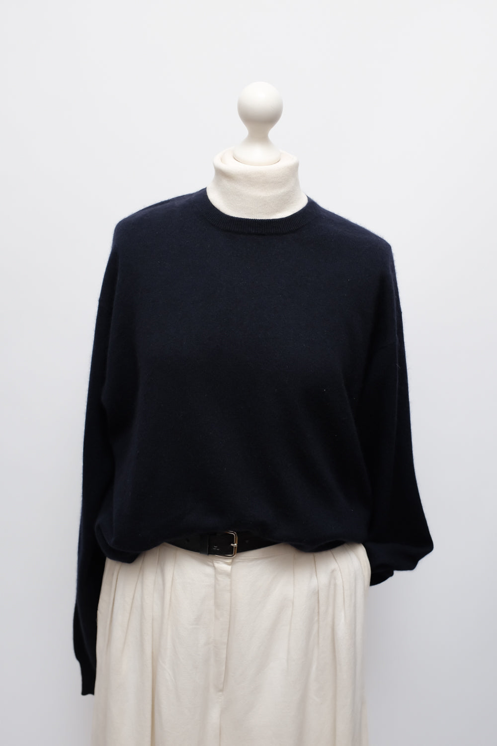 PURE CASHMERE SILK NIGHTBLUE OVERSIZE SWEATER