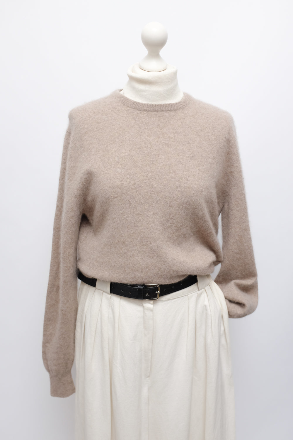PURE CASHMERE BEIGE FLUFFY SWEATER