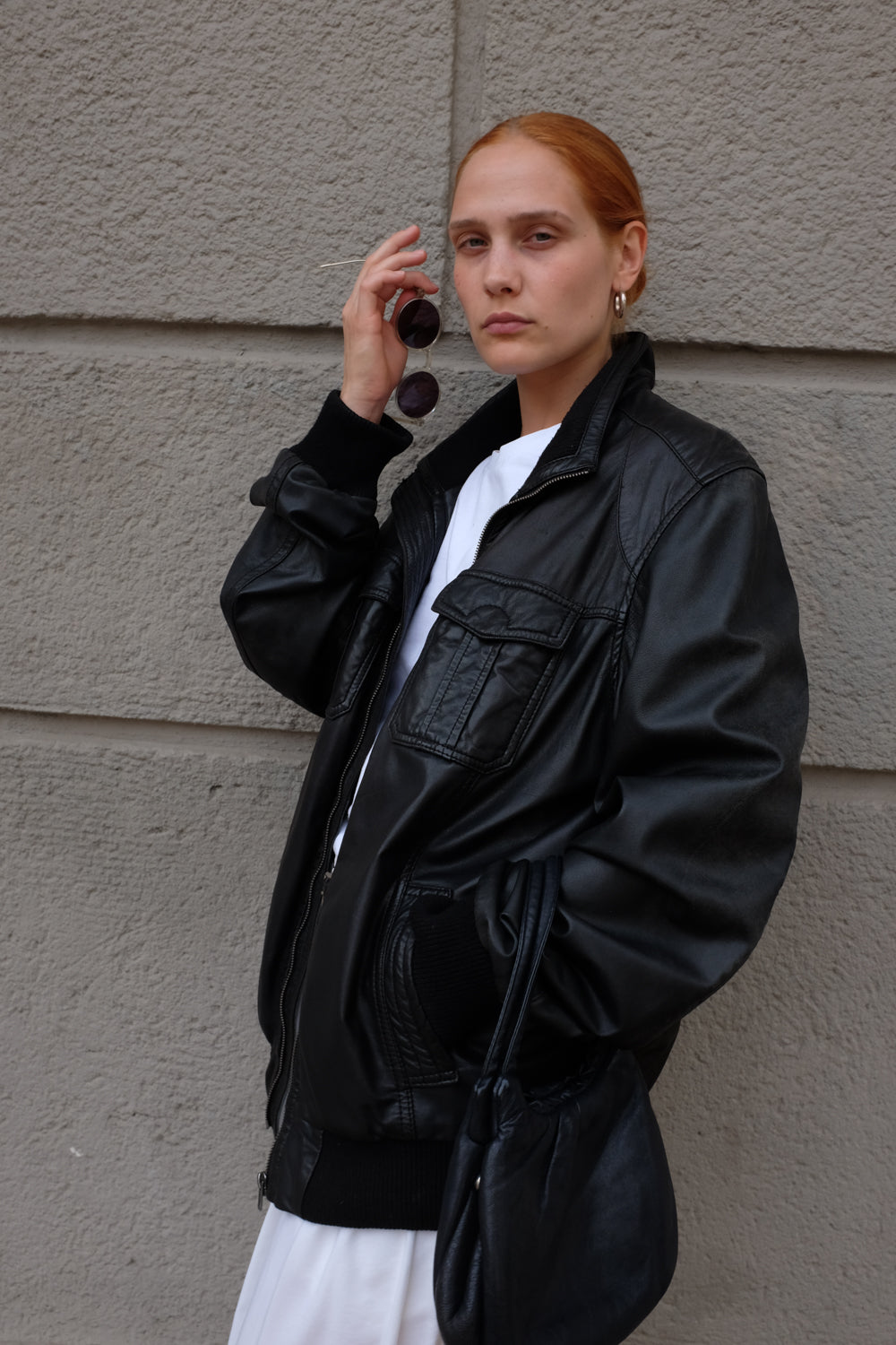 VINTAGE BLACK LEATHER OVERSIZE BOMBER
