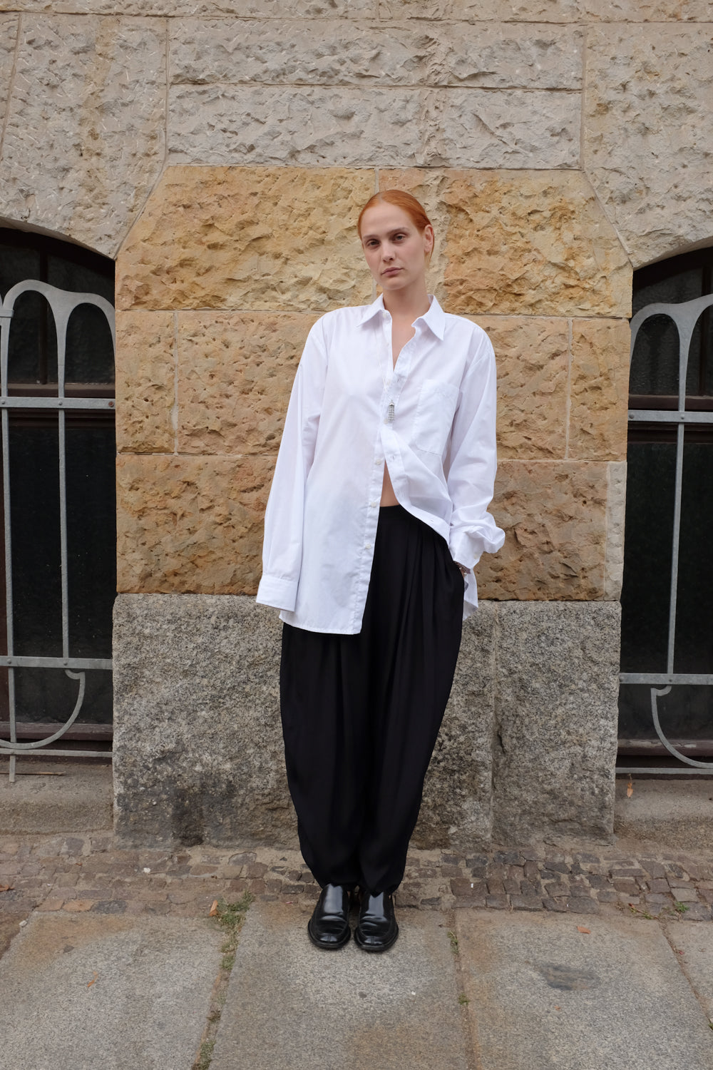 PURE VISCOSE BALLOON BLACK PANTS