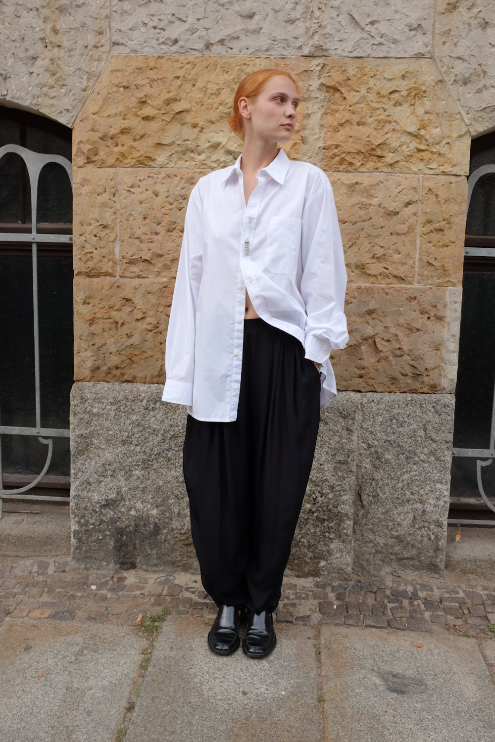PURE VISCOSE BALLOON BLACK PANTS