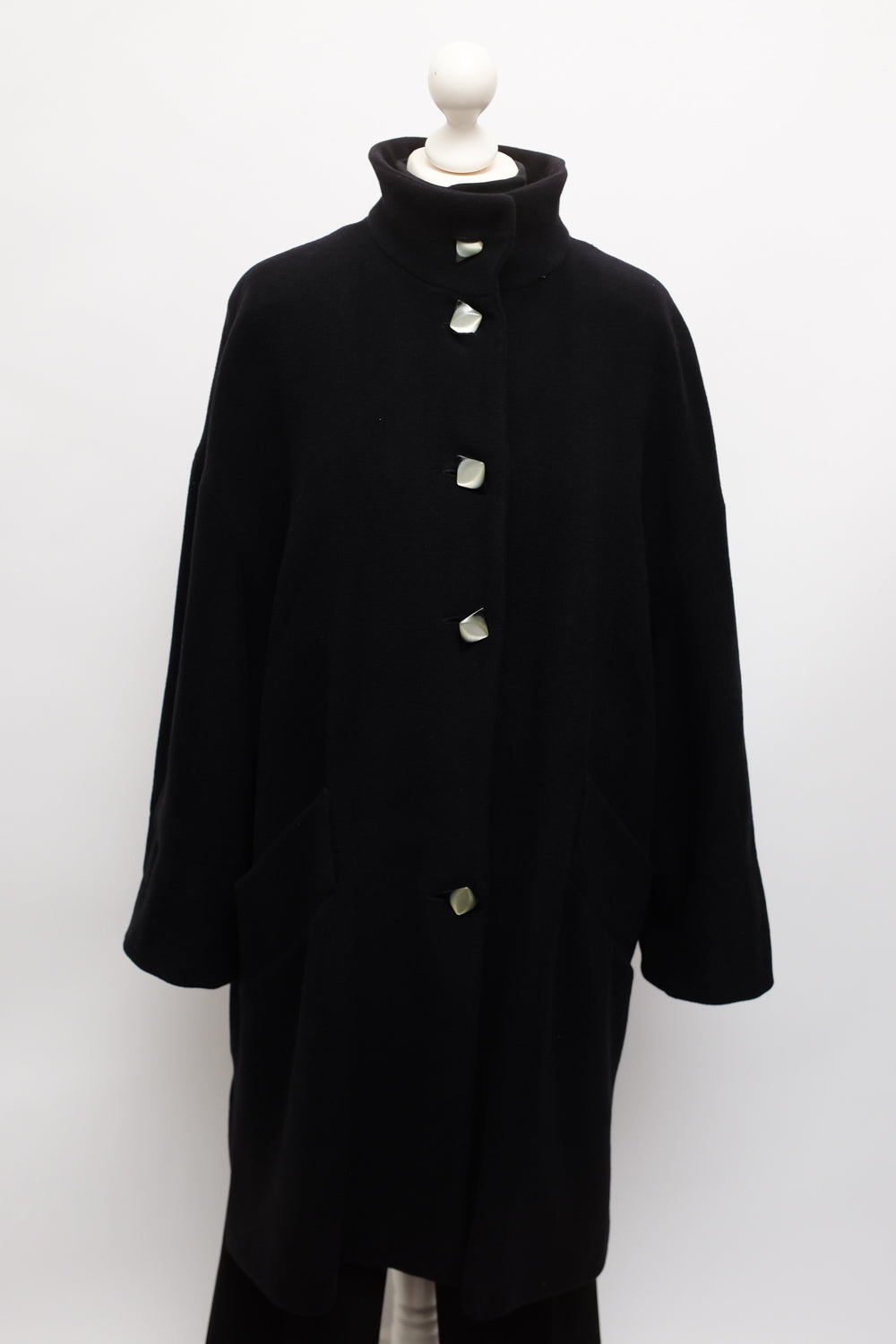 WOOL BLACK OVERSIZE MIDI COAT WITH BOLD BUTTONS