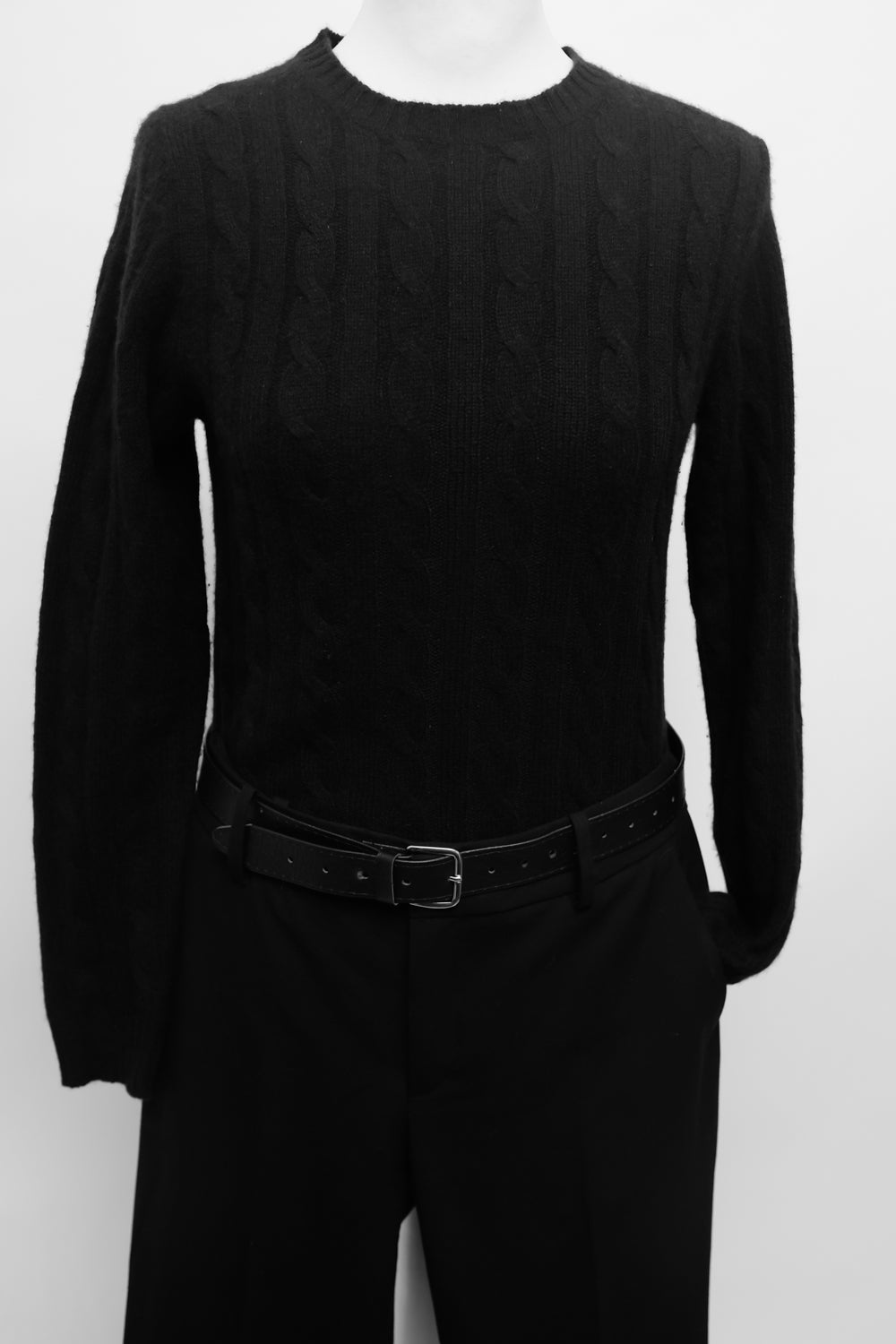 PURE CASHMERE BLACK CABLE KNIT SLIM