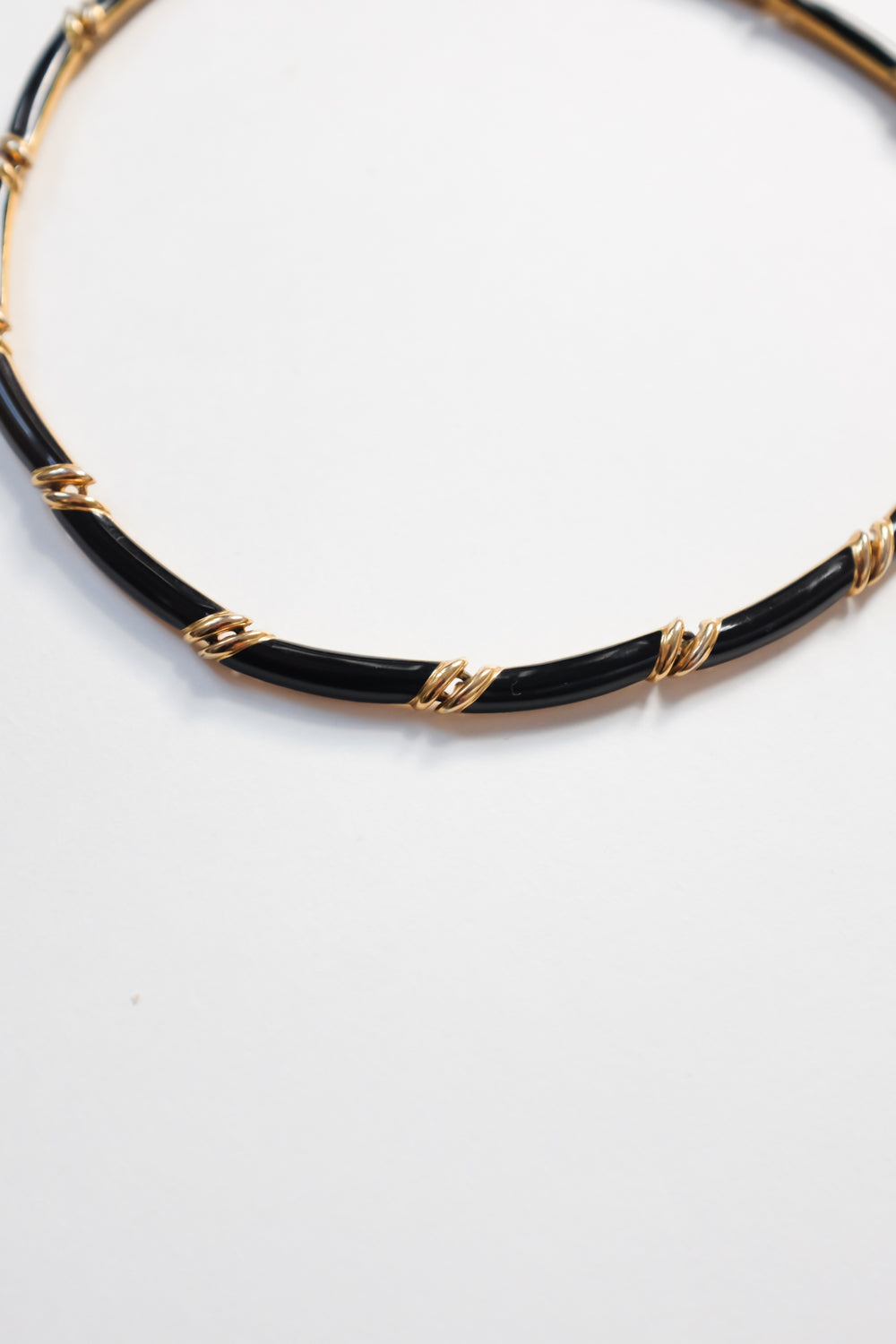 VINTAGE CHOKER GOLD BLACK NECKLACE