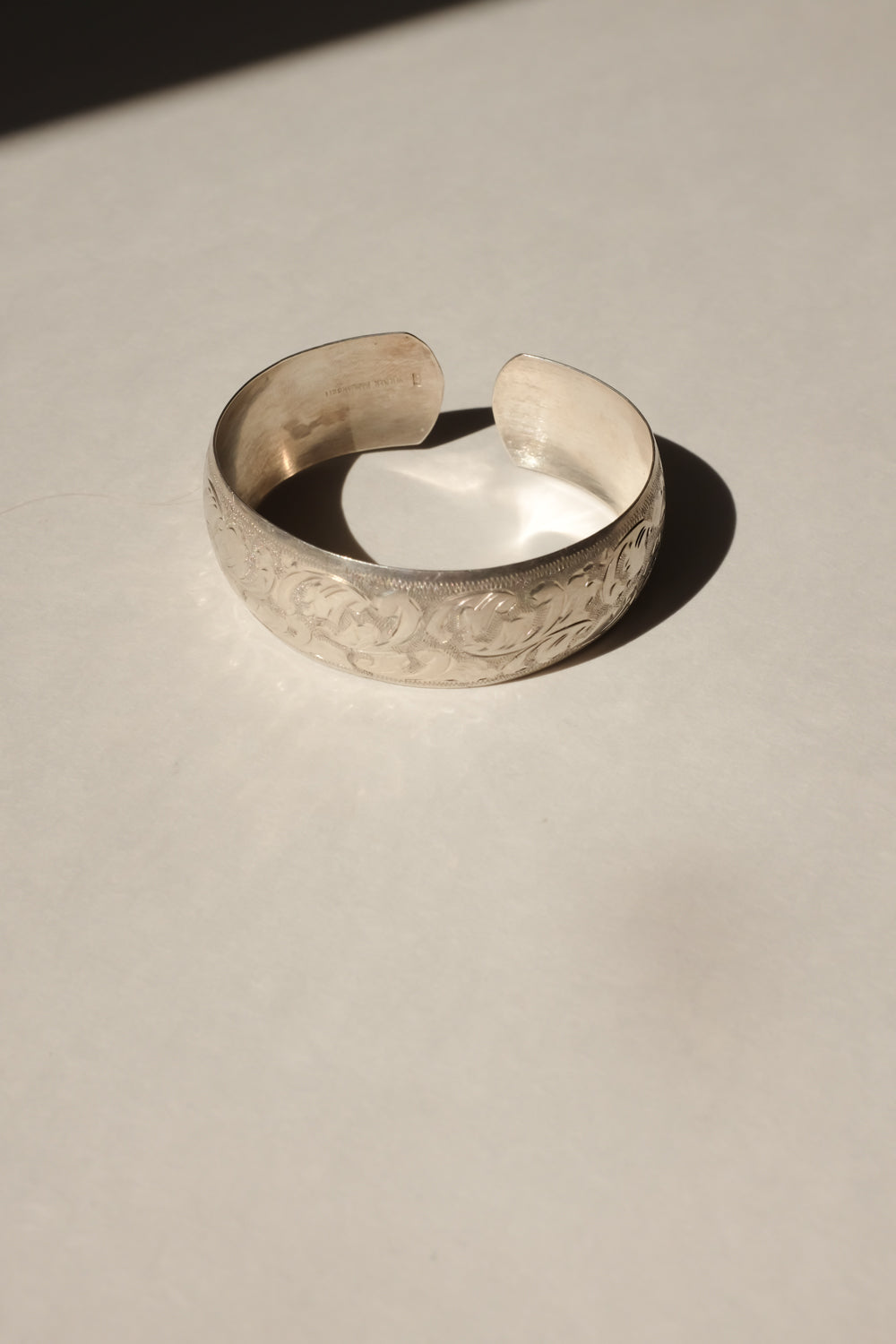 VINTAGE BOLD SILVER FLORAL BRACELET